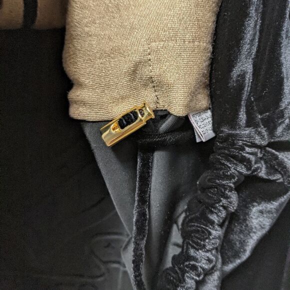 NWT ST. JOHN SPORT Black Velour Evening Crest Track Jacket XL - Picture 4 of 9